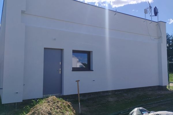 AREMO usługi remontowo-budowlane — realizacja 8